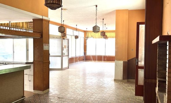 Comercial - Reventa - Palma -
                Gènova
