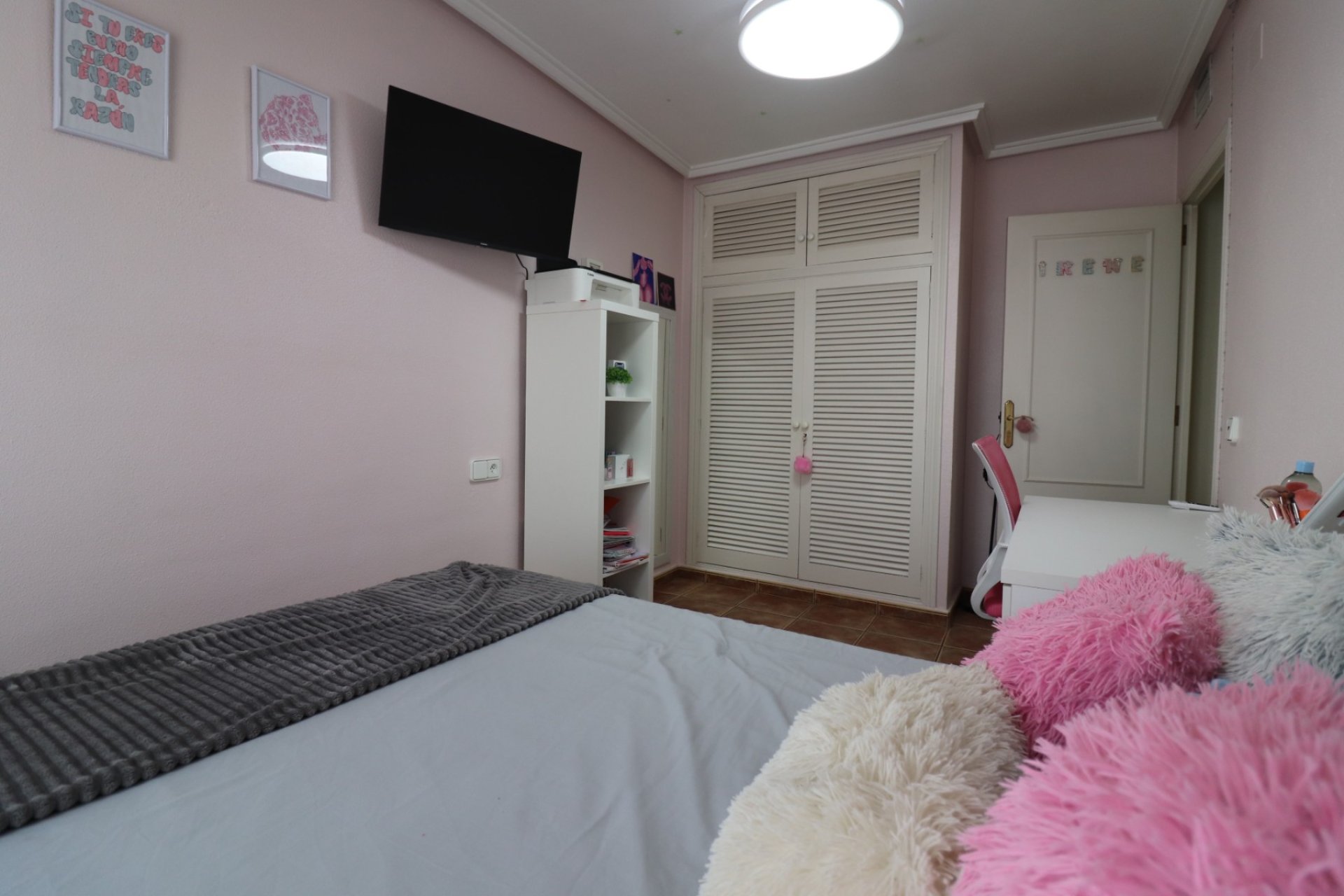 Gensalg - apartment -
Dolores - Dolores - Town