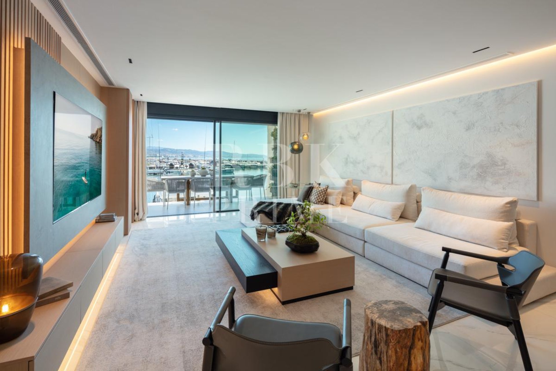 Gensalg - apartment -
Malaga - Nueva Andalucía