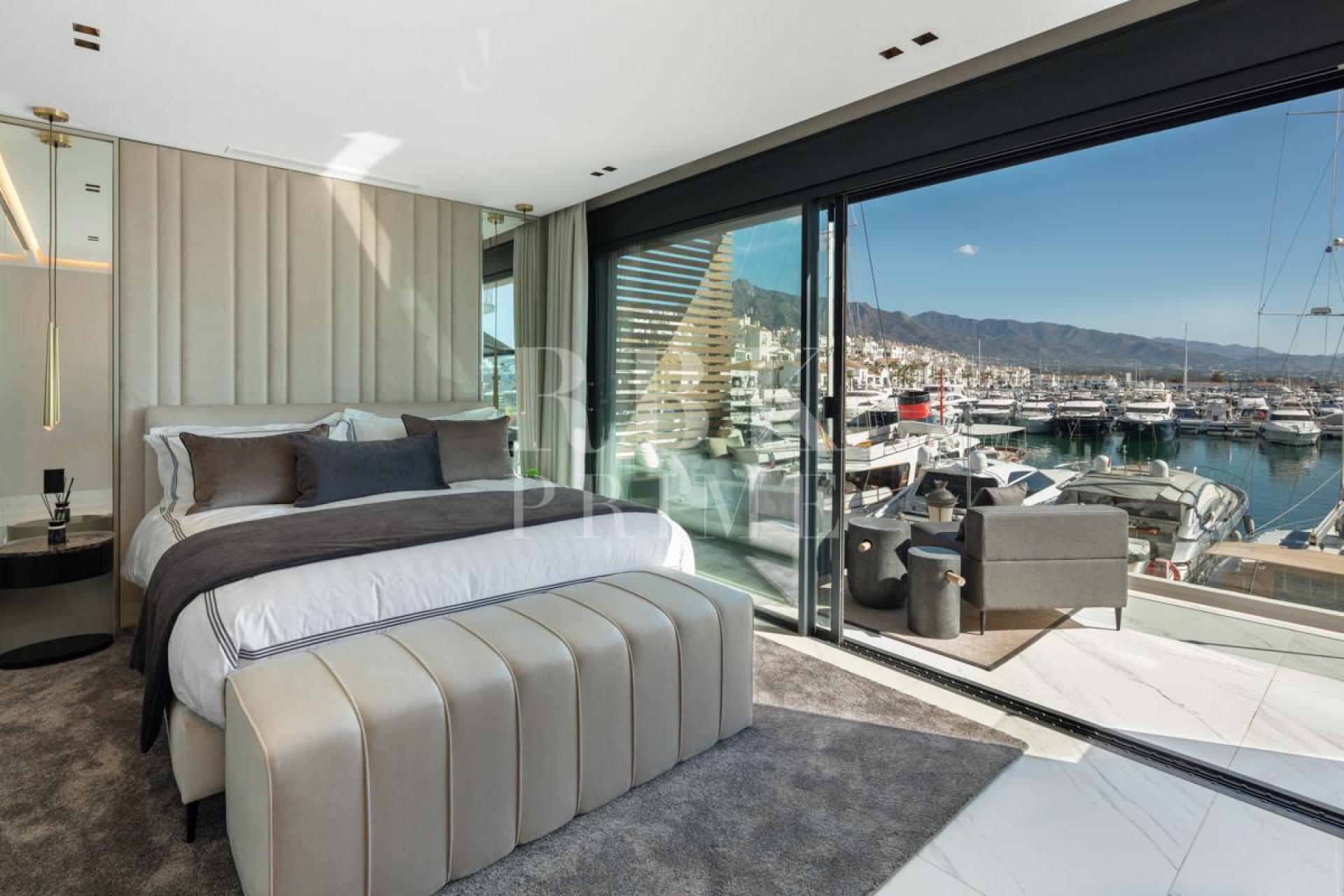 Gensalg - apartment -
Malaga - Nueva Andalucía