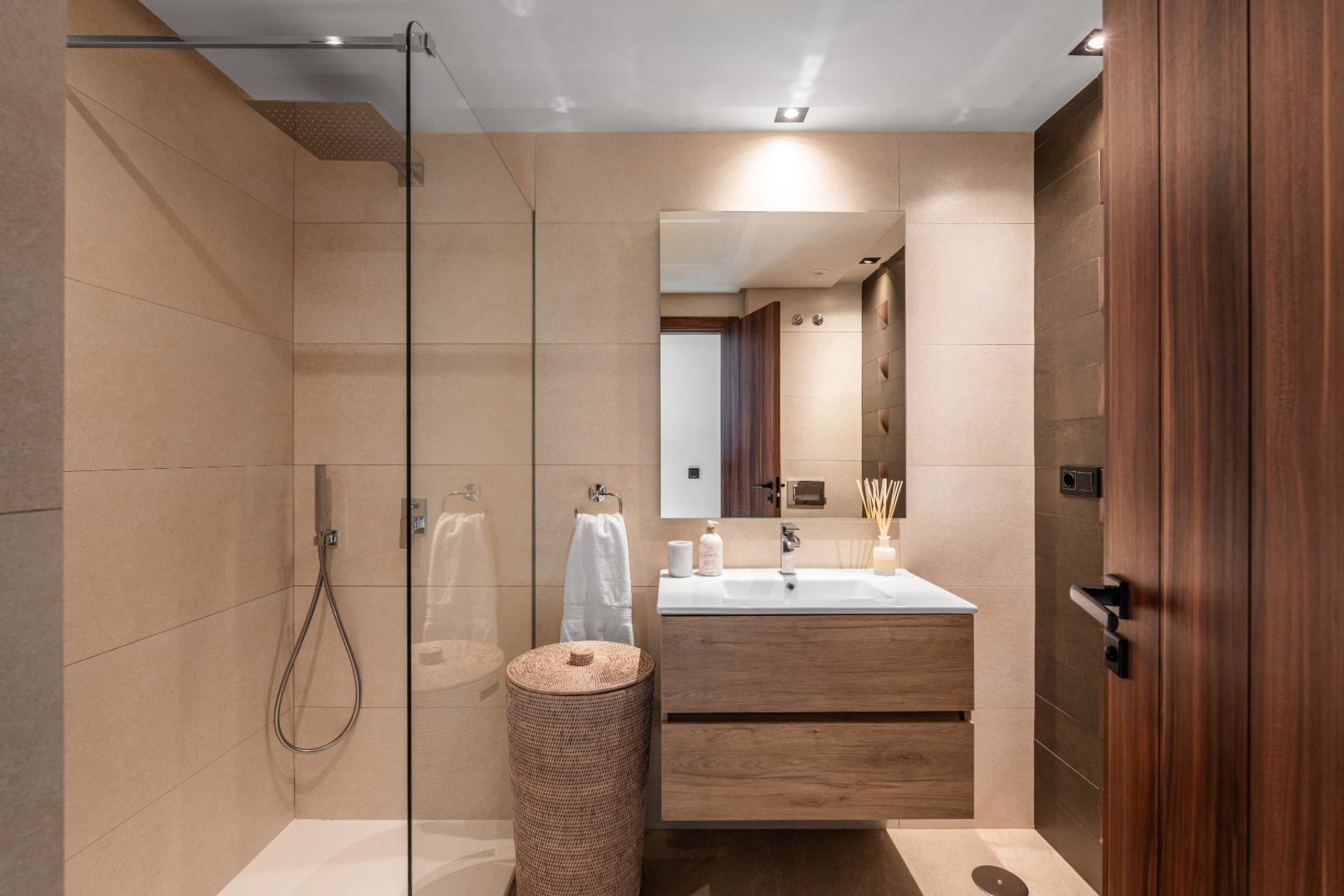 Gensalg - apartment -
Marbella - Nueva Andalucía