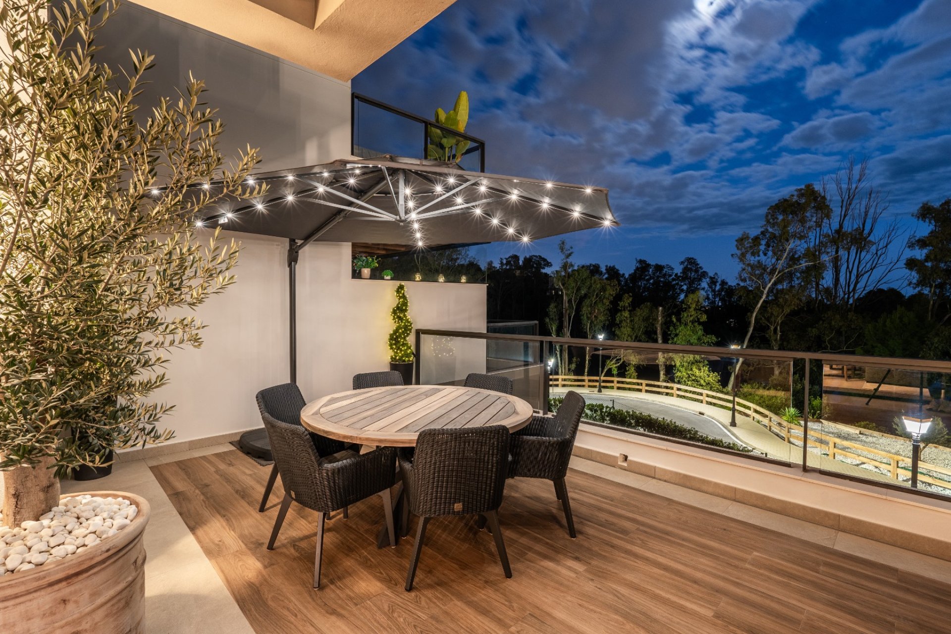Gensalg - apartment -
Marbella - Nueva Andalucía