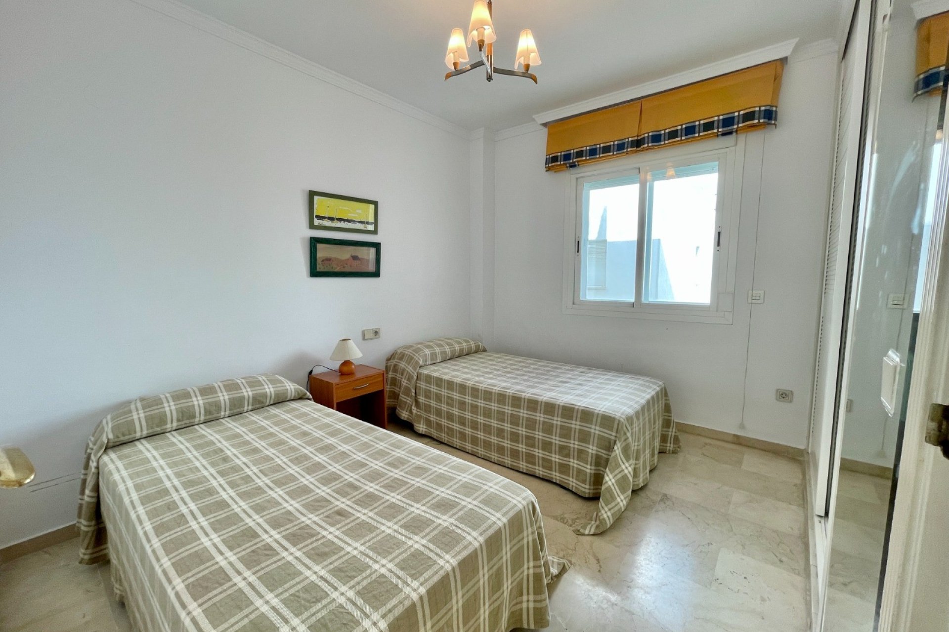 Gensalg - apartment -
Marbella - Puerto Banús