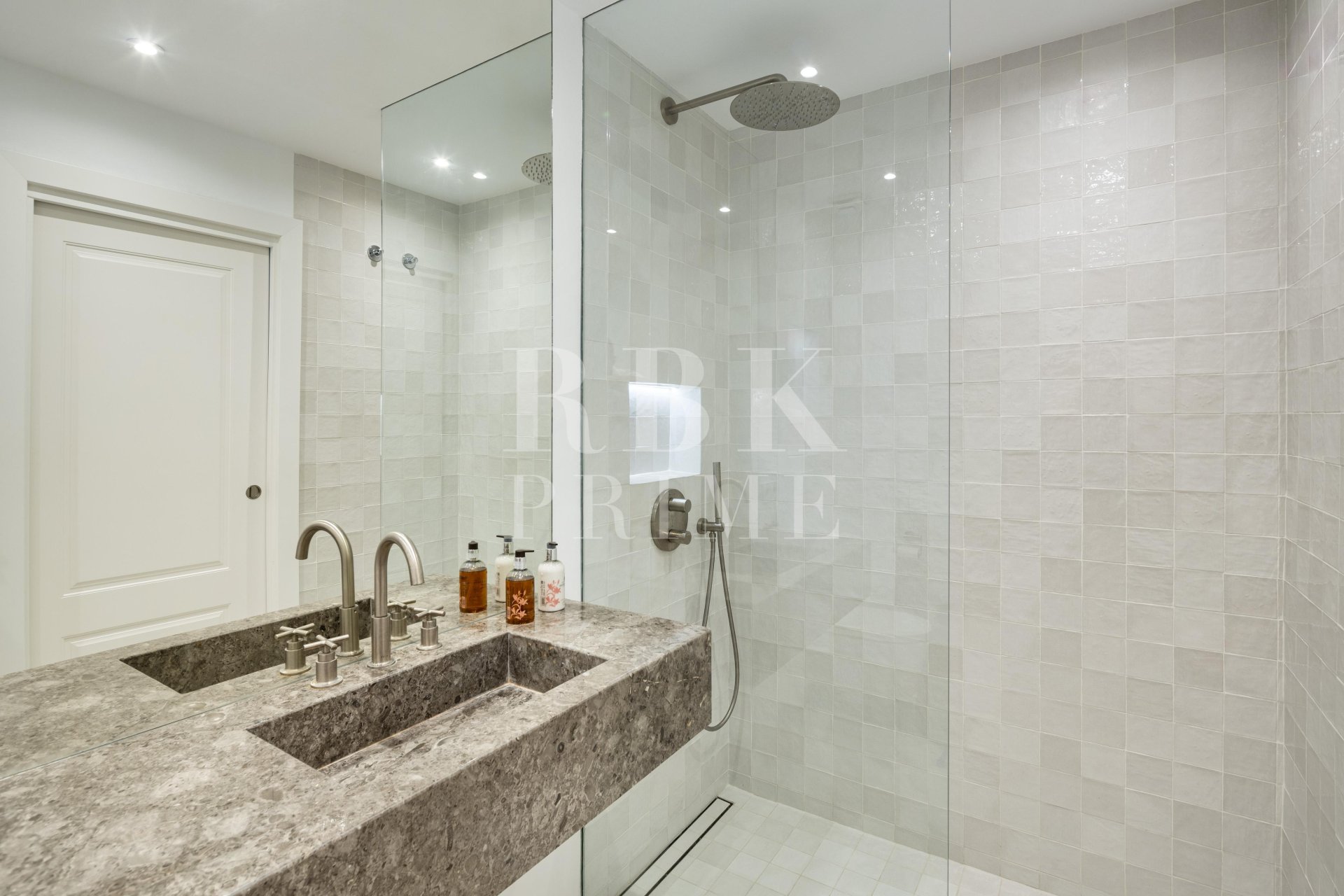 Gensalg - apartment -
Marbella