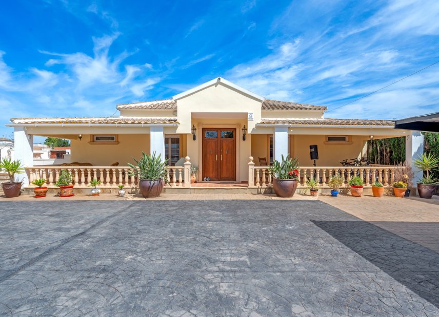 Gensalg - Country House -
Almoradí - Las Heredades