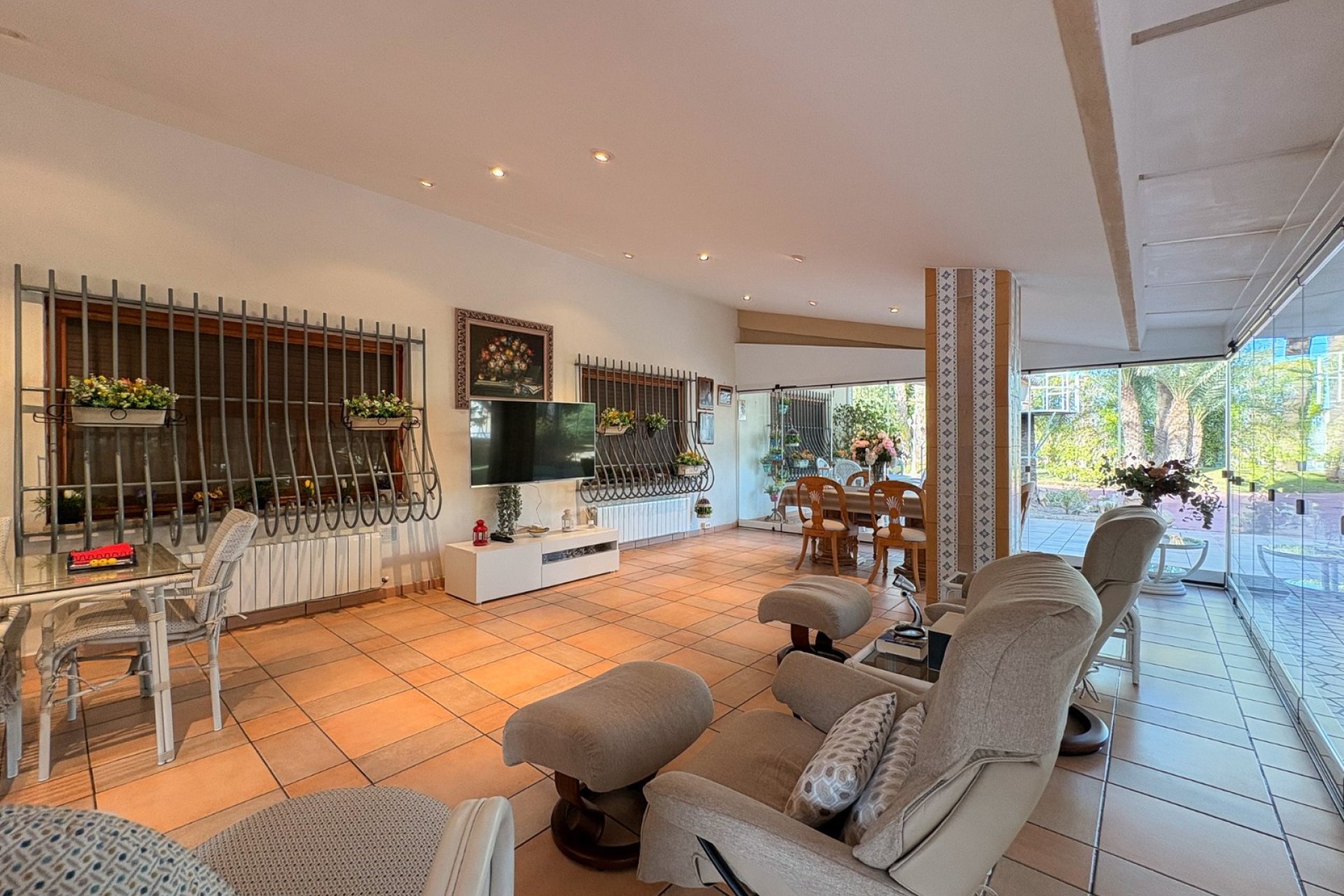 Gensalg - Country House -
Elche - Altzabares Alto