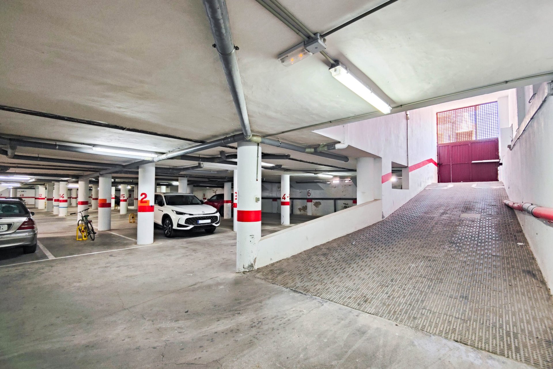 Gensalg - Garage -
Torrevieja - Playa del Cura