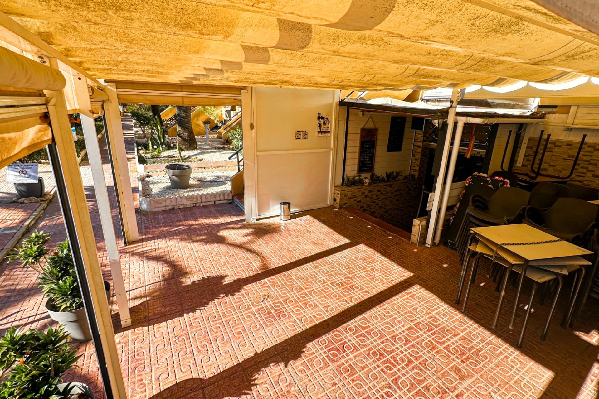 Gensalg - Kommerciel -
Torrevieja - Nueva Torrevieja