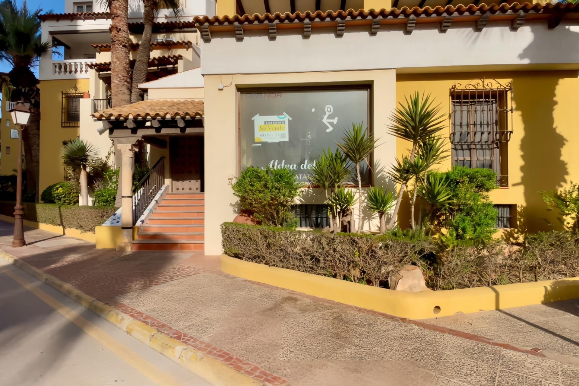 Gensalg - Kommerciel -
Torrevieja - Playa Los Locos