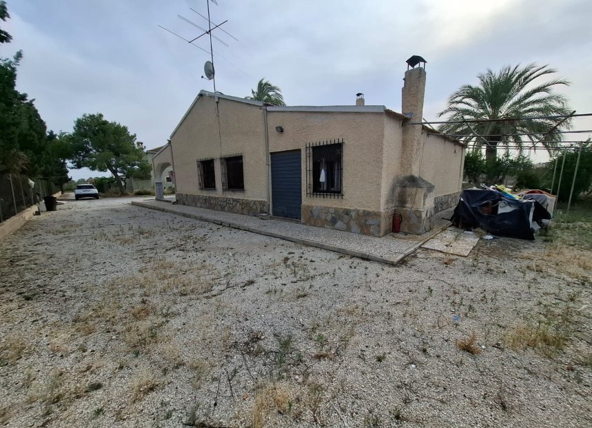 Gensalg - Rækkehus -
Elche - Matola