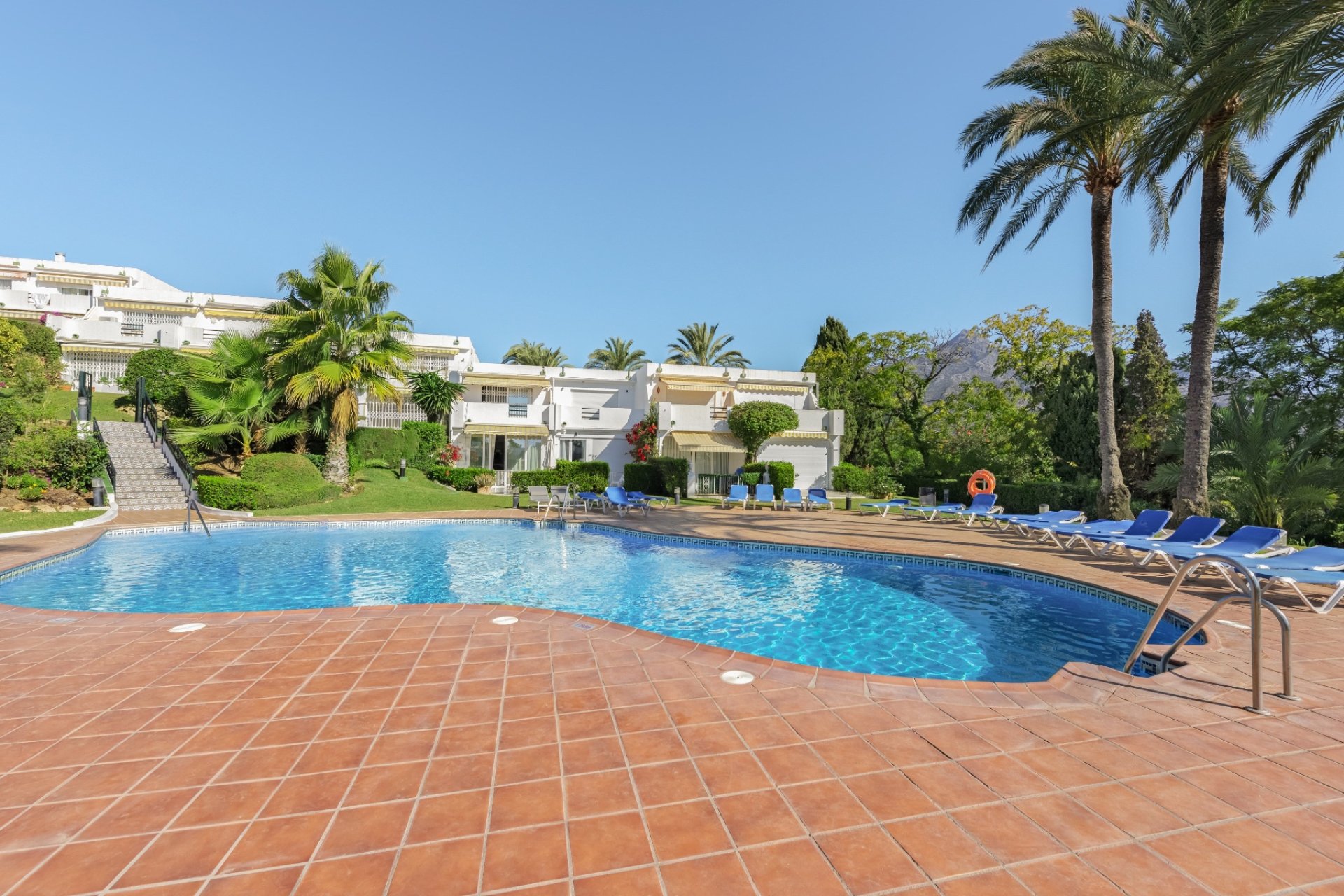 Gensalg - Rækkehus -
Marbella - Nueva Andalucía