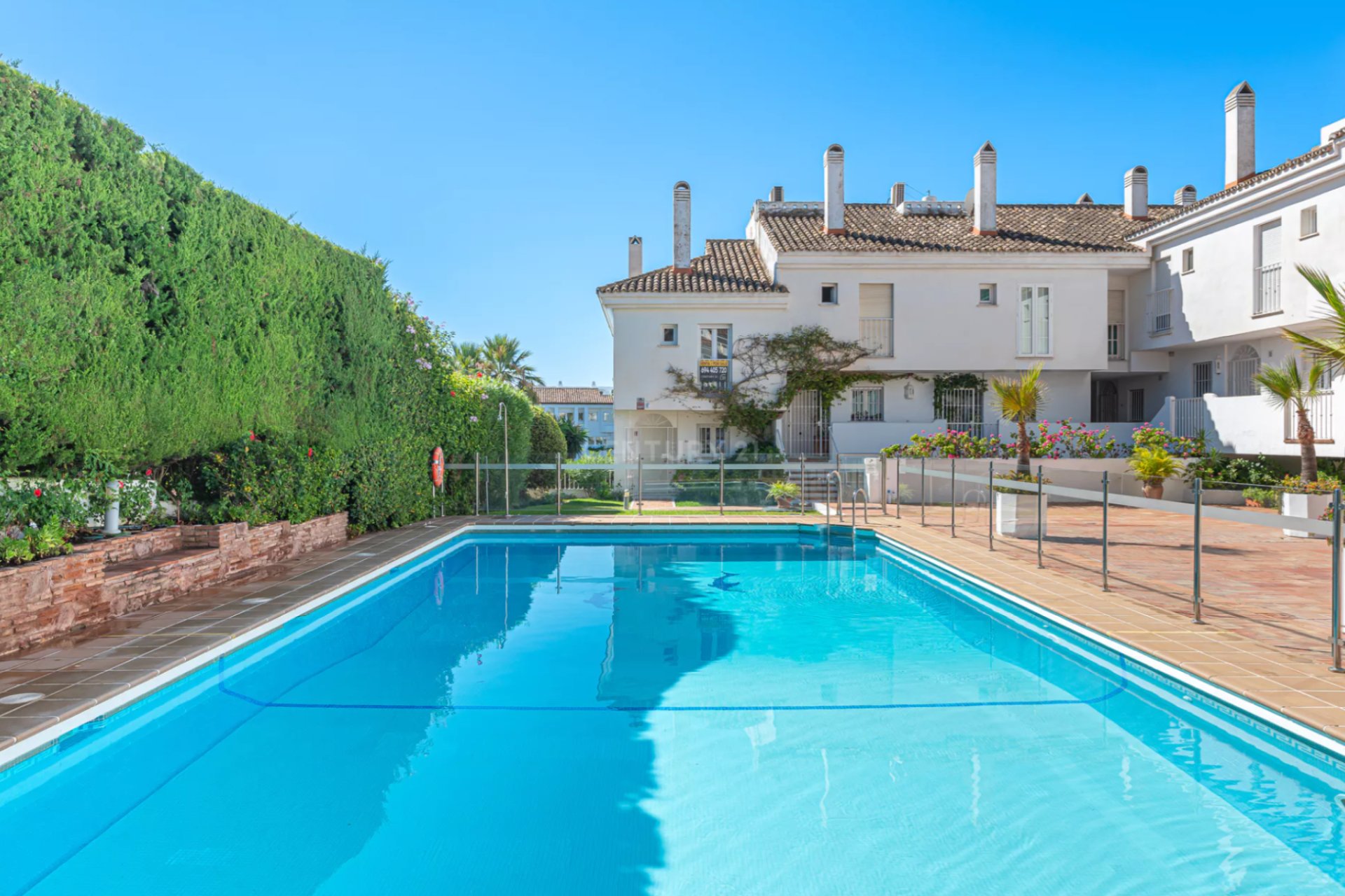 Gensalg - Rækkehus -
Marbella - Puerto Banús