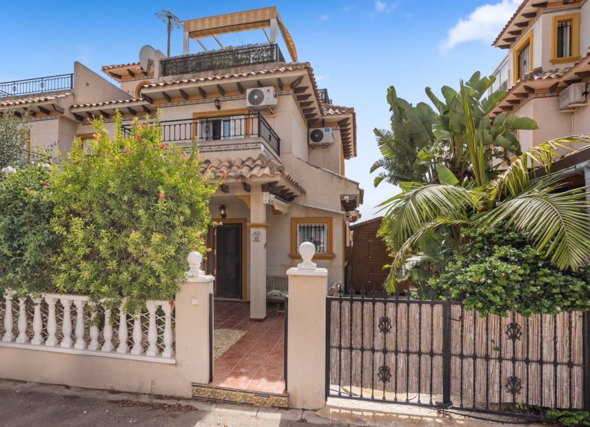 Gensalg - Rækkehus -
Orihuela Costa - La Regia