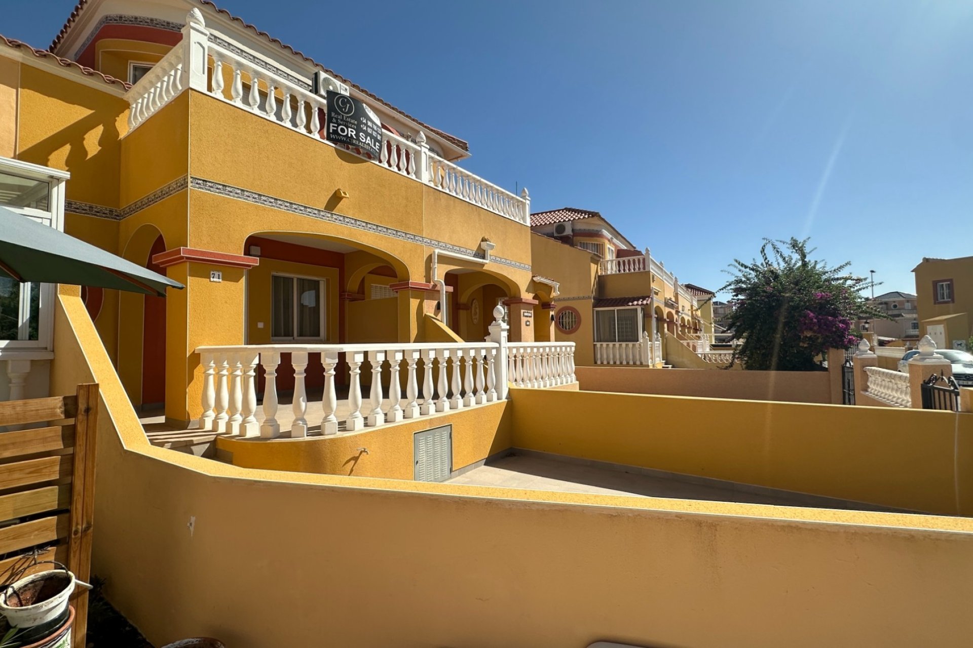 Gensalg - Rækkehus -
Orihuela Costa - La Regia