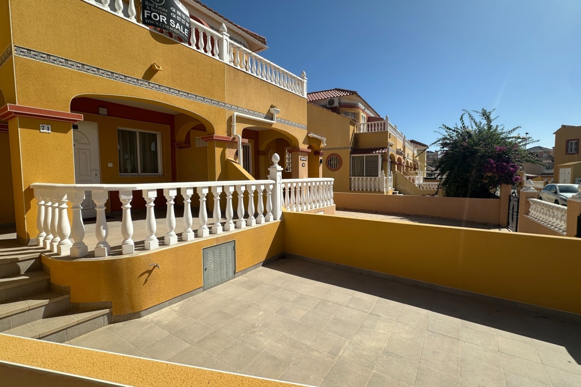 Gensalg - Rækkehus -
Orihuela Costa - La Regia