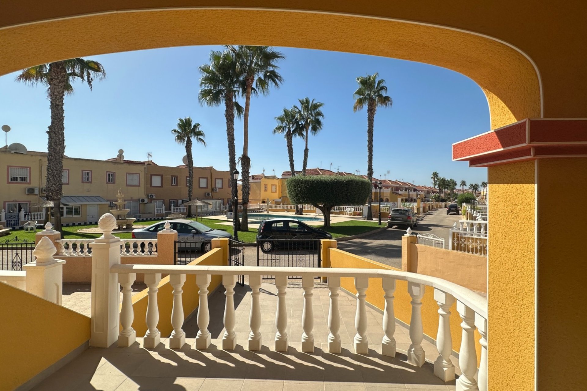 Gensalg - Rækkehus -
Orihuela Costa - La Regia