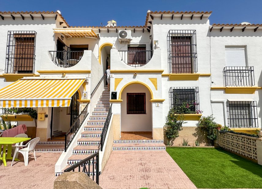 Gensalg - Rækkehus -
San Miguel de Salinas - Bellavista
