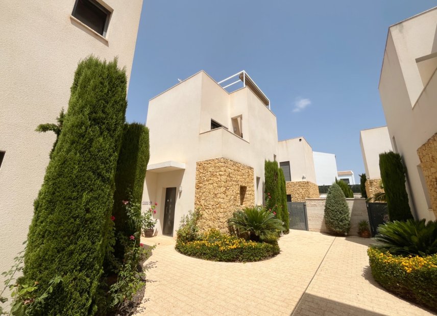 Gensalg - Villa -
Ciudad Quesada - Pueblo Bravo