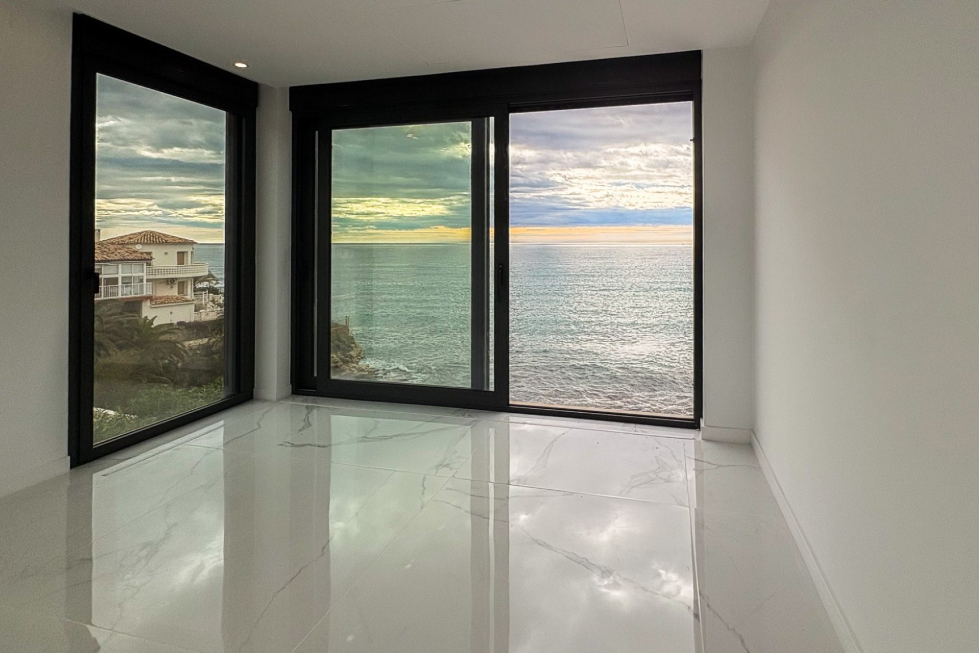 Gensalg - Villa -
El Campello - Coveta Fuma