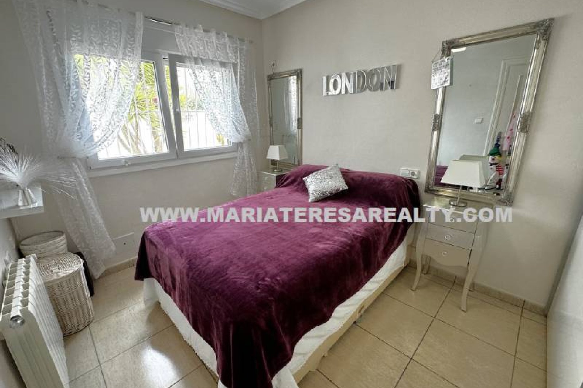 Gensalg - Villa -
Lo Santiago - Gea y Trujols