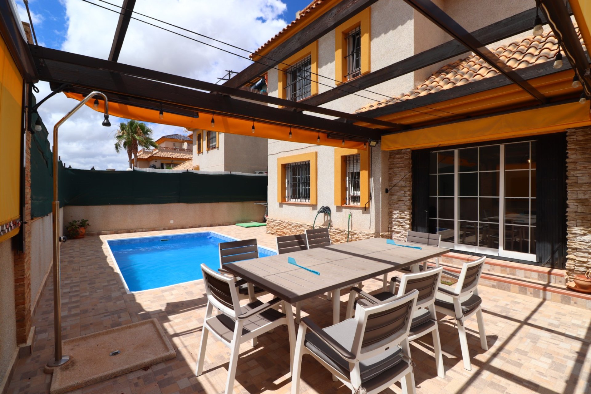 Gensalg - Villa -
Los Montesinos - La Herrada