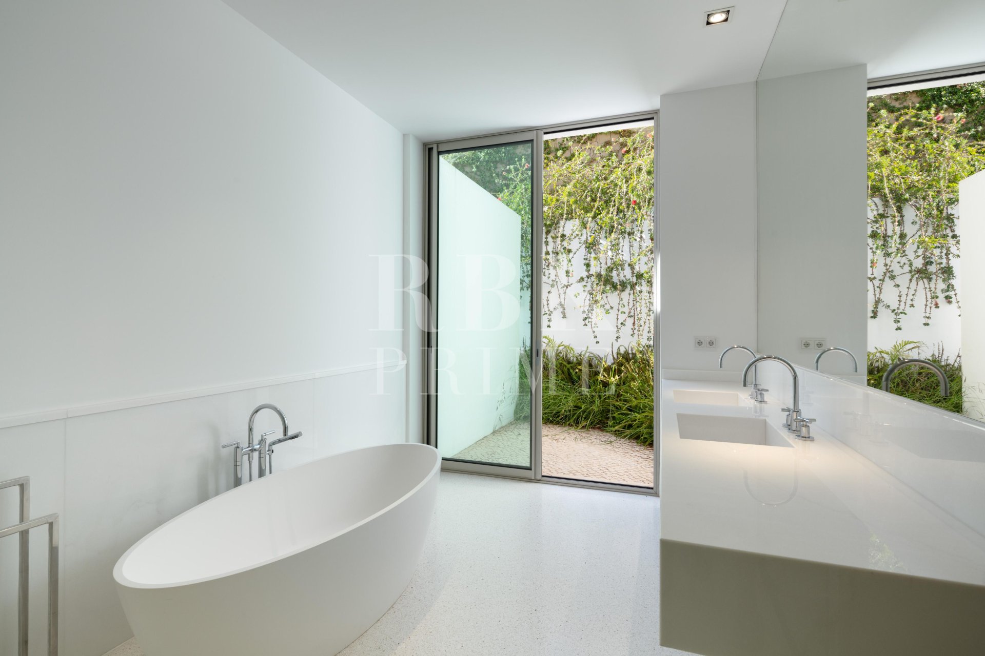 Gensalg - Villa -
Malaga - Casares