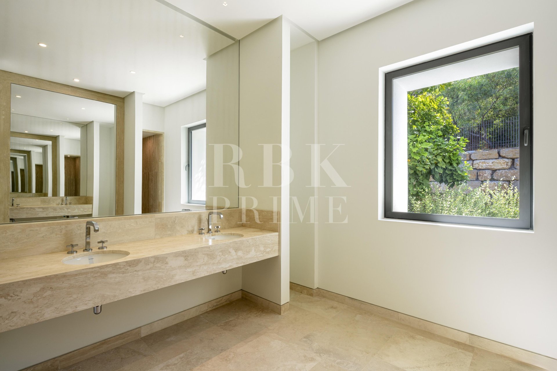 Gensalg - Villa -
Malaga - Casares