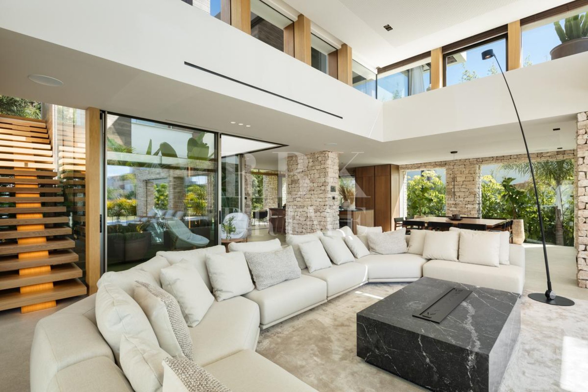 Gensalg - Villa -
Malaga - Nueva Andalucía