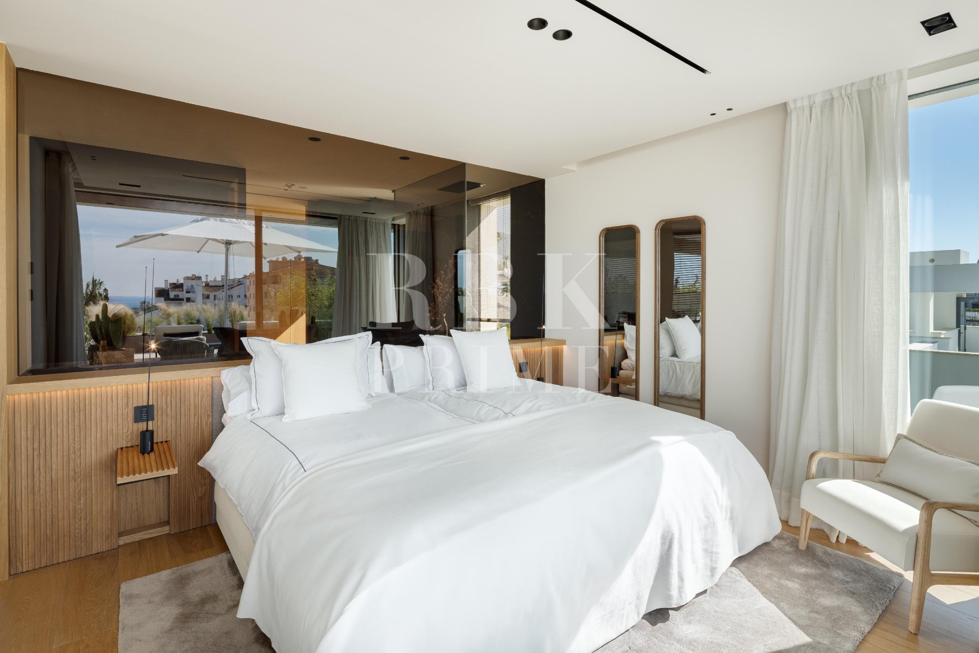 Gensalg - Villa -
Malaga - Nueva Andalucía