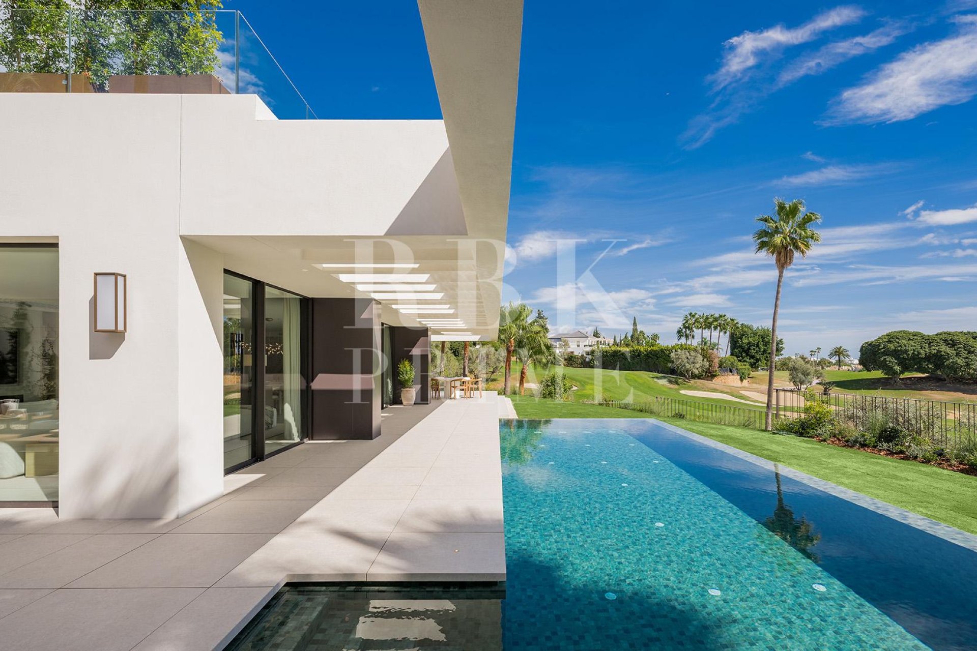 Gensalg - Villa -
Malaga - Nueva Andalucía