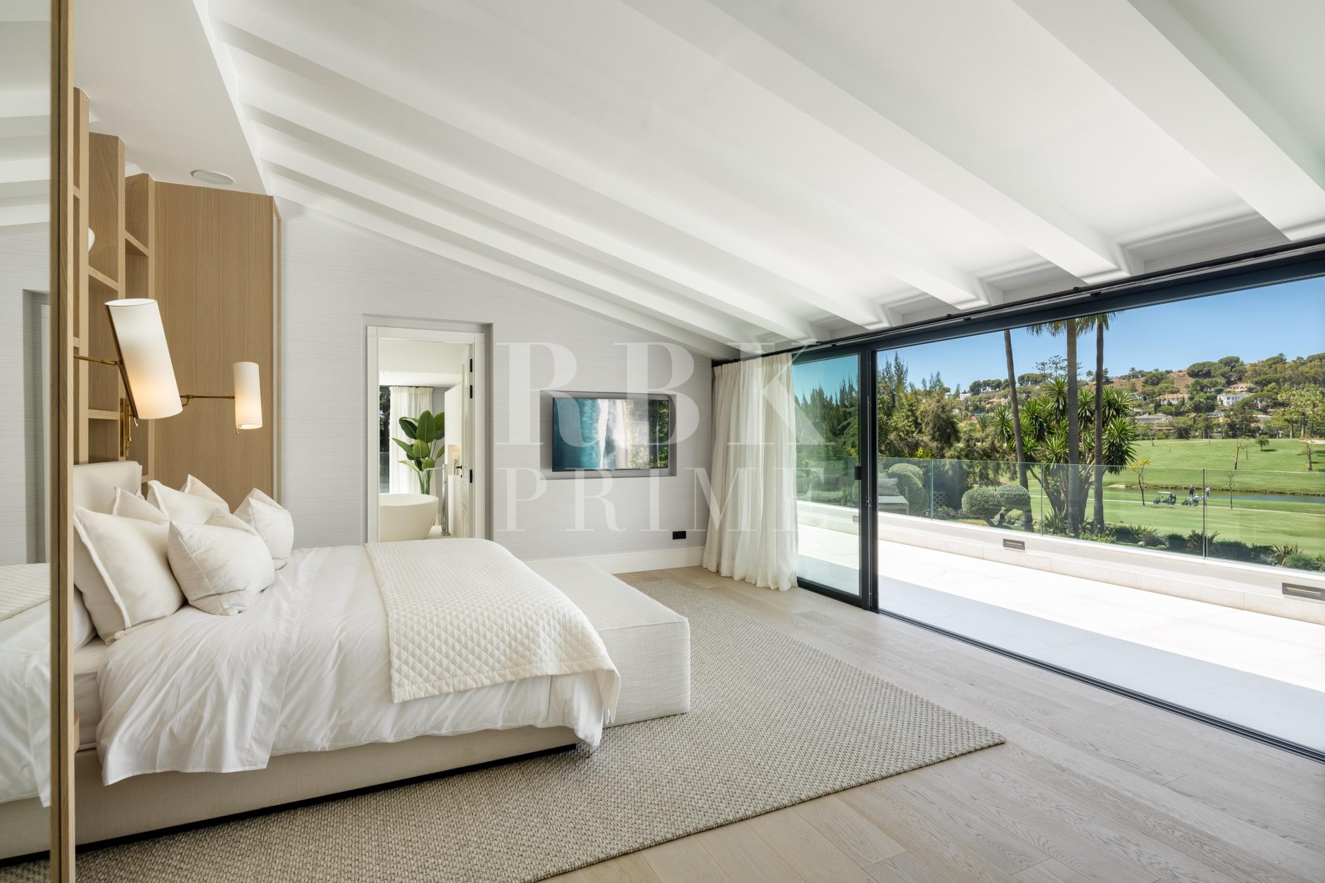 Gensalg - Villa -
Malaga - Nueva Andalucía