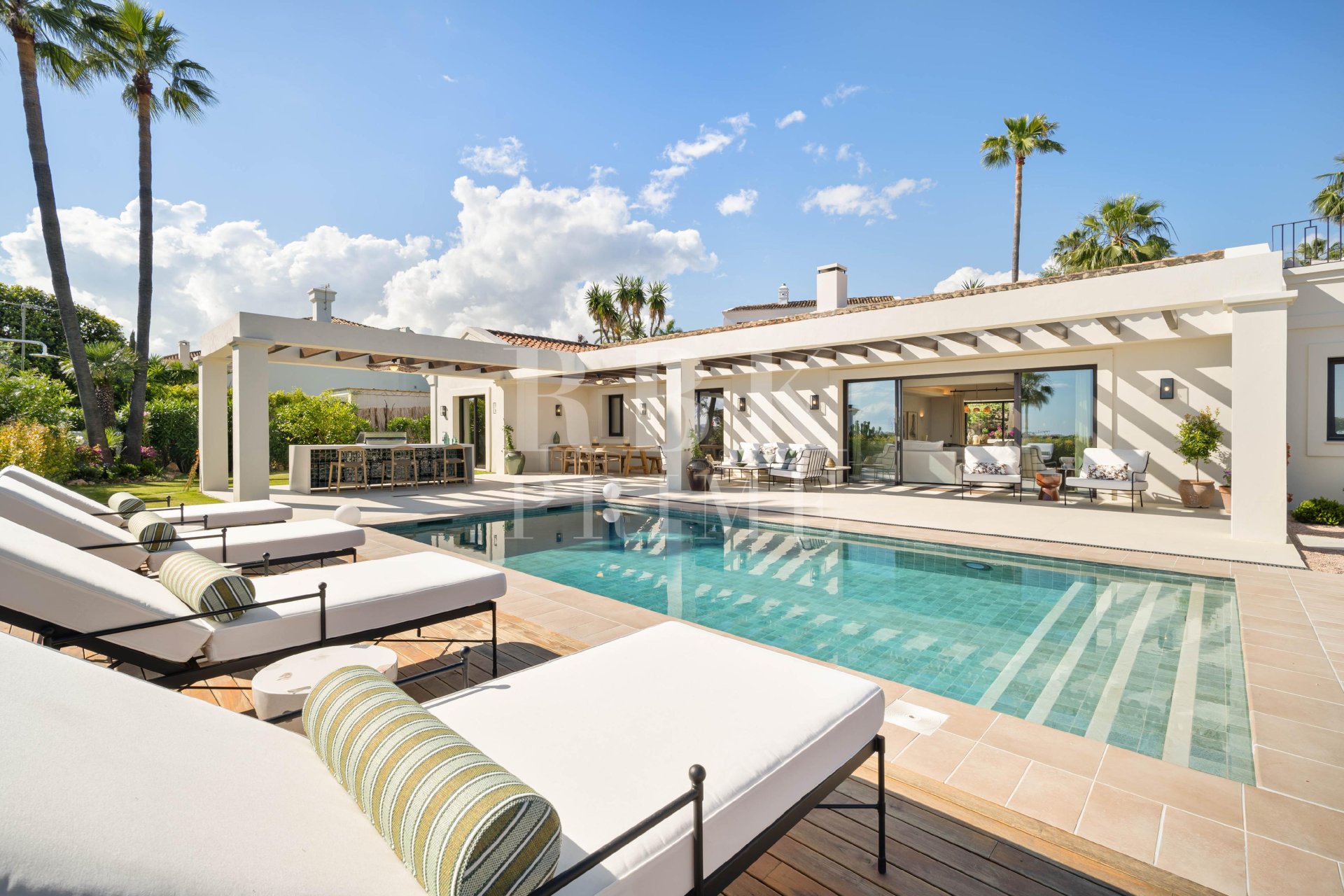 Gensalg - Villa -
Malaga - Nueva Andalucía