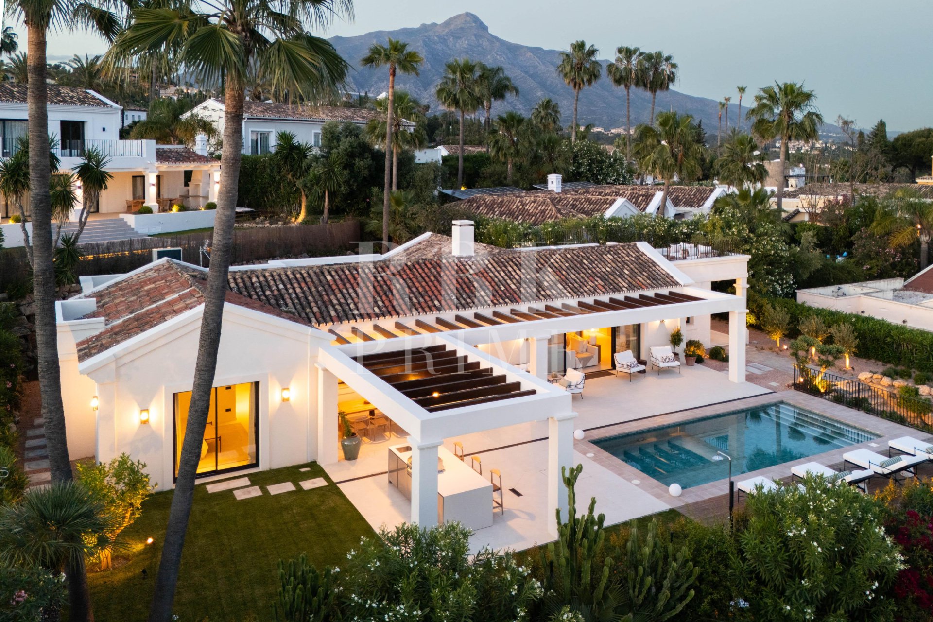 Gensalg - Villa -
Malaga - Nueva Andalucía