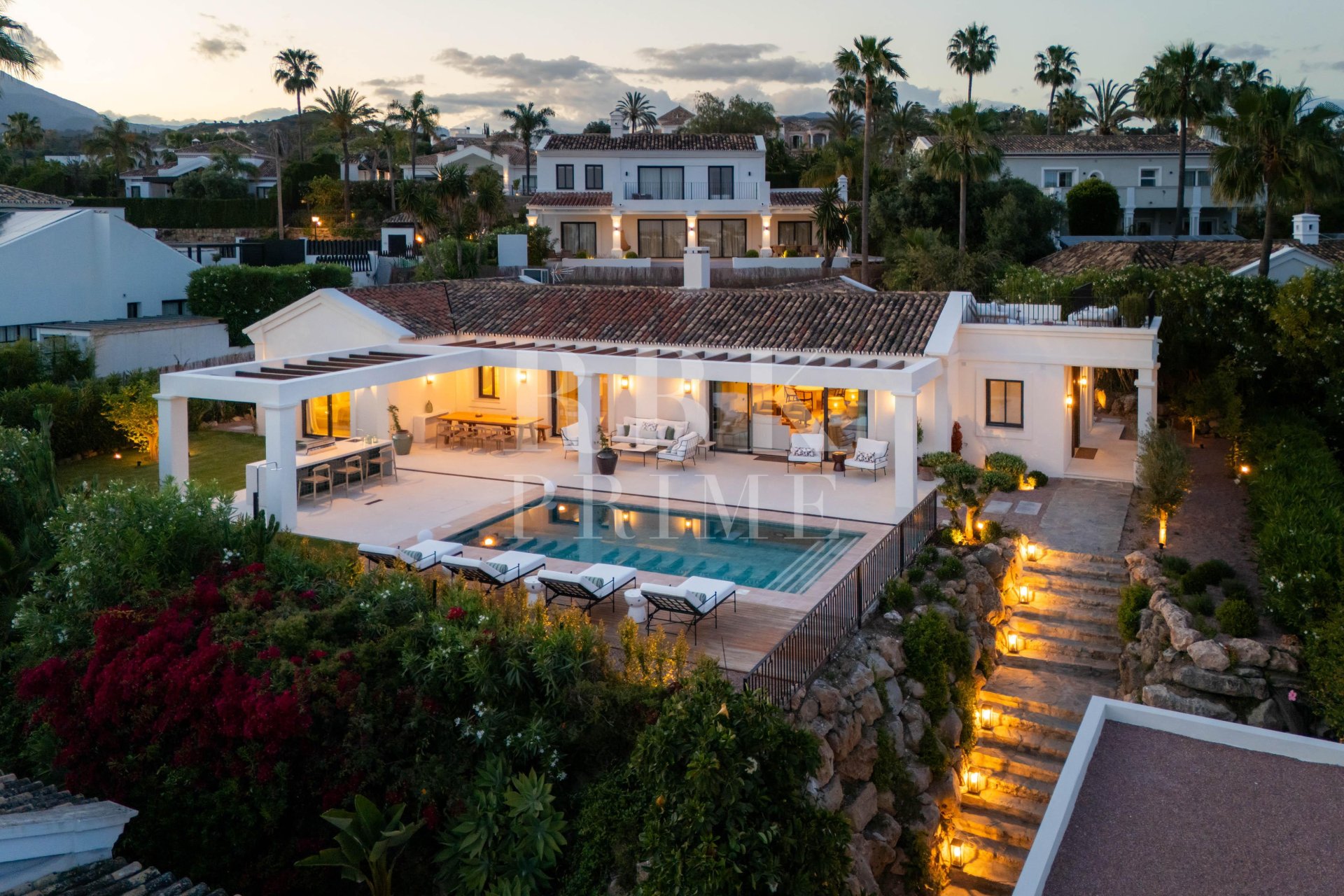Gensalg - Villa -
Malaga - Nueva Andalucía