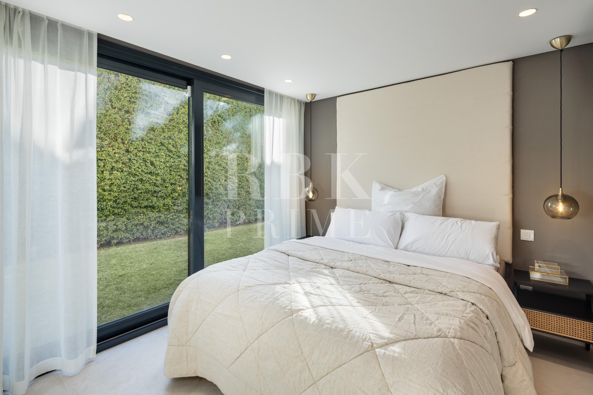 Gensalg - Villa -
Malaga - Nueva Andalucía