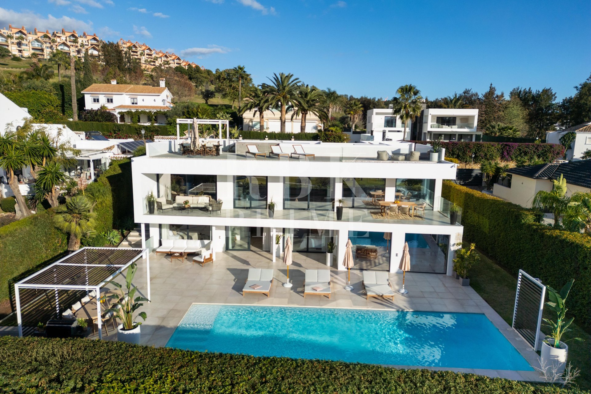 Gensalg - Villa -
Malaga - Nueva Andalucía