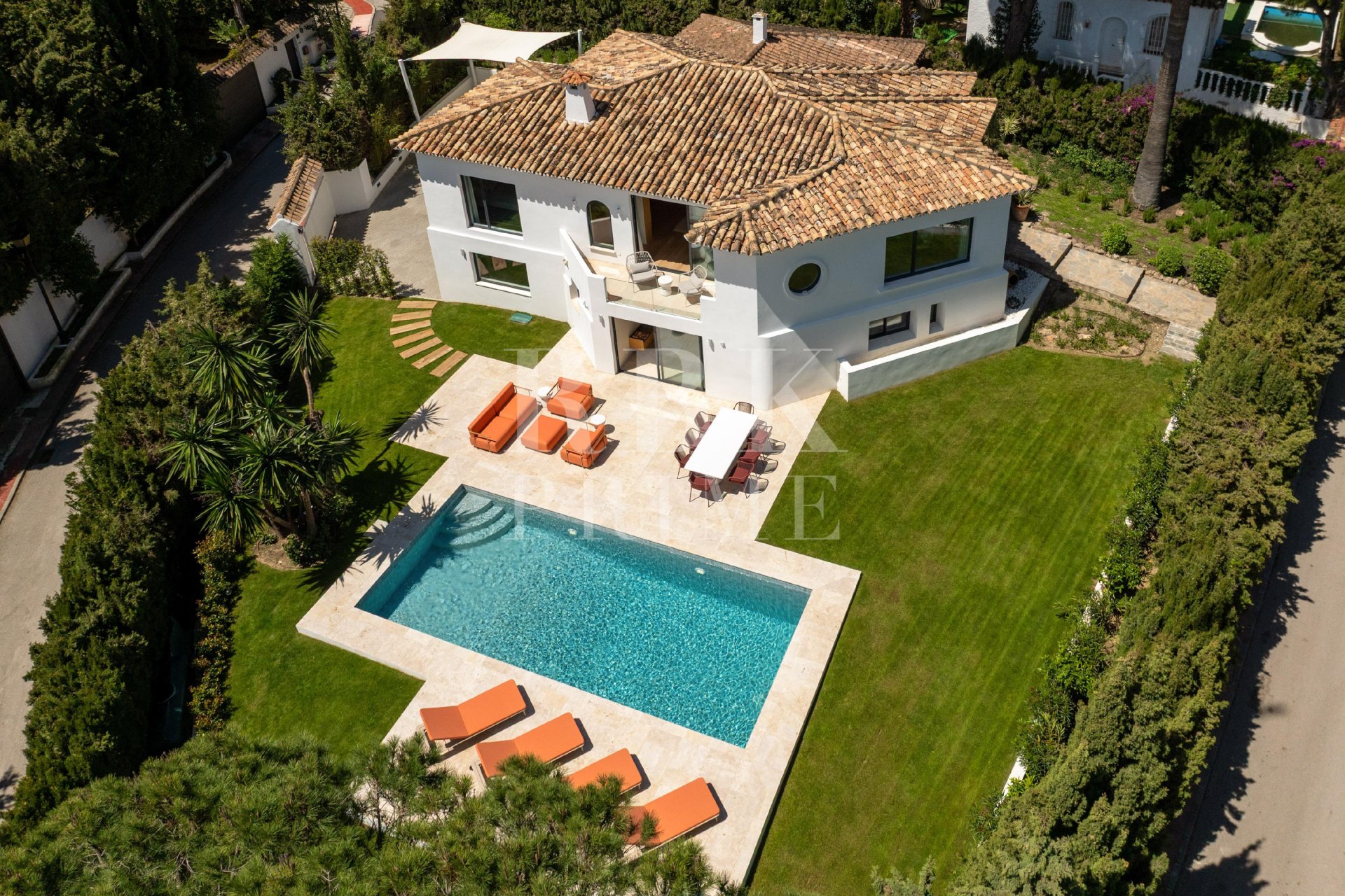 Gensalg - Villa -
Malaga - Nueva Andalucía