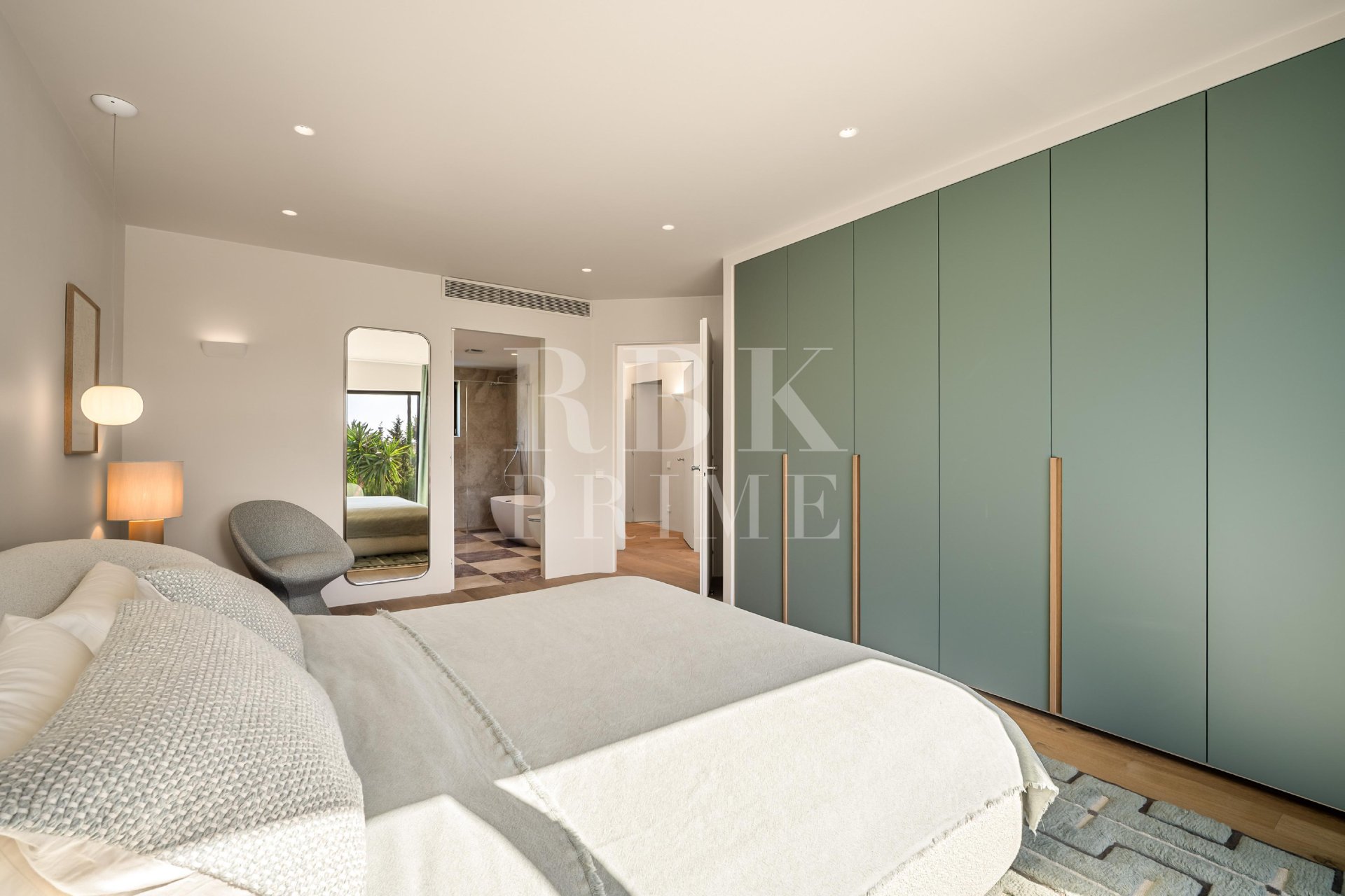 Gensalg - Villa -
Malaga - Nueva Andalucía