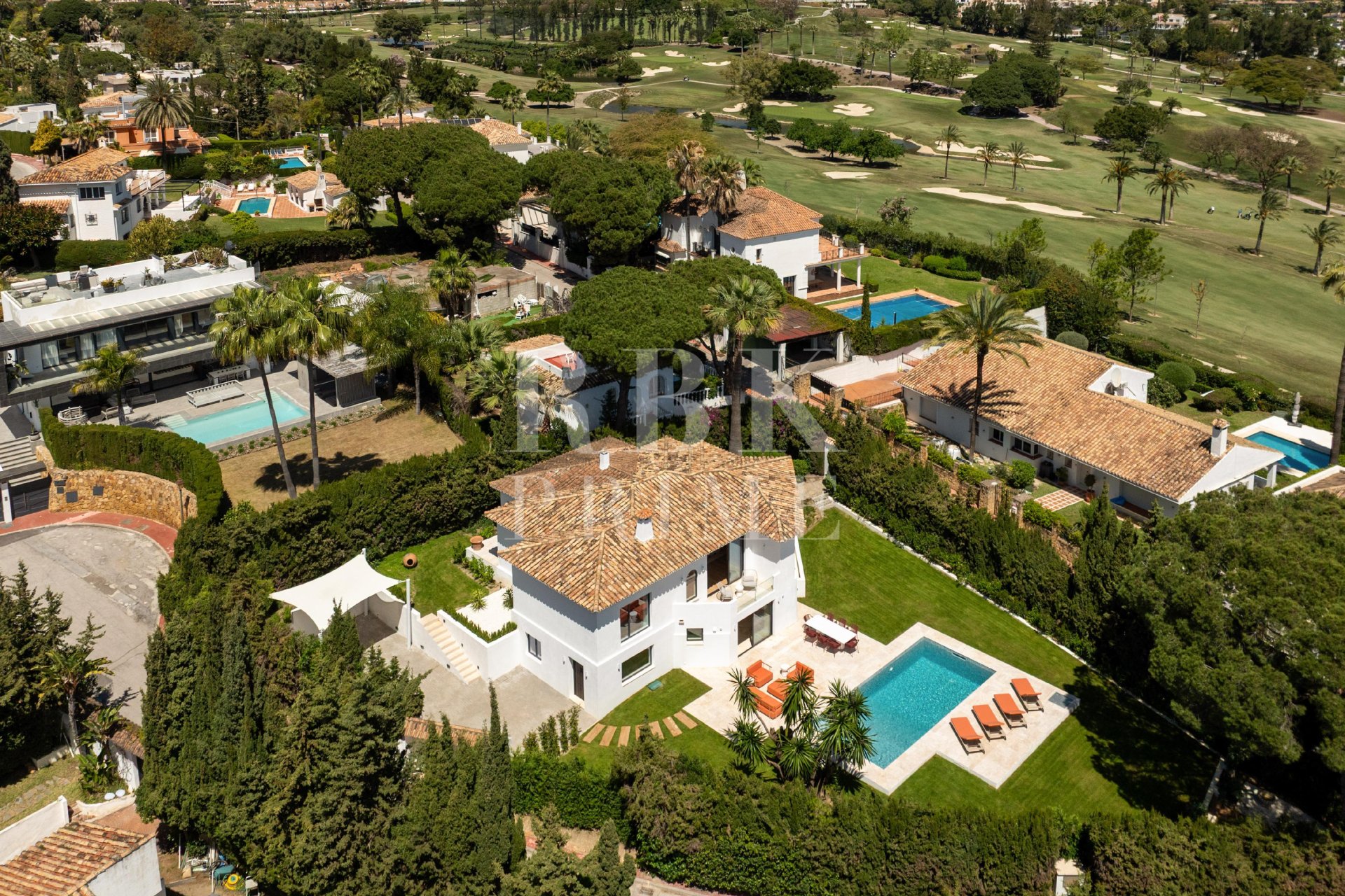 Gensalg - Villa -
Malaga - Nueva Andalucía