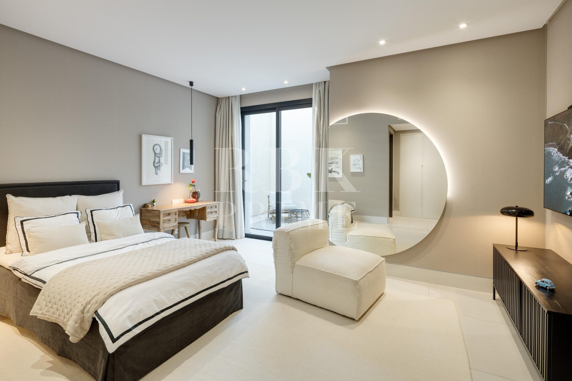 Gensalg - Villa -
Malaga - Nueva Andalucía