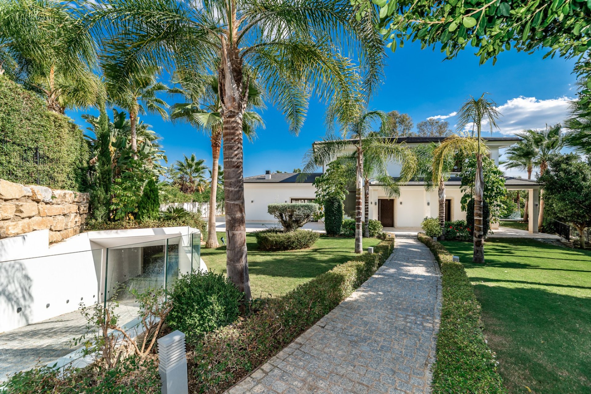 Gensalg - Villa -
Marbella - Nueva Andalucía
