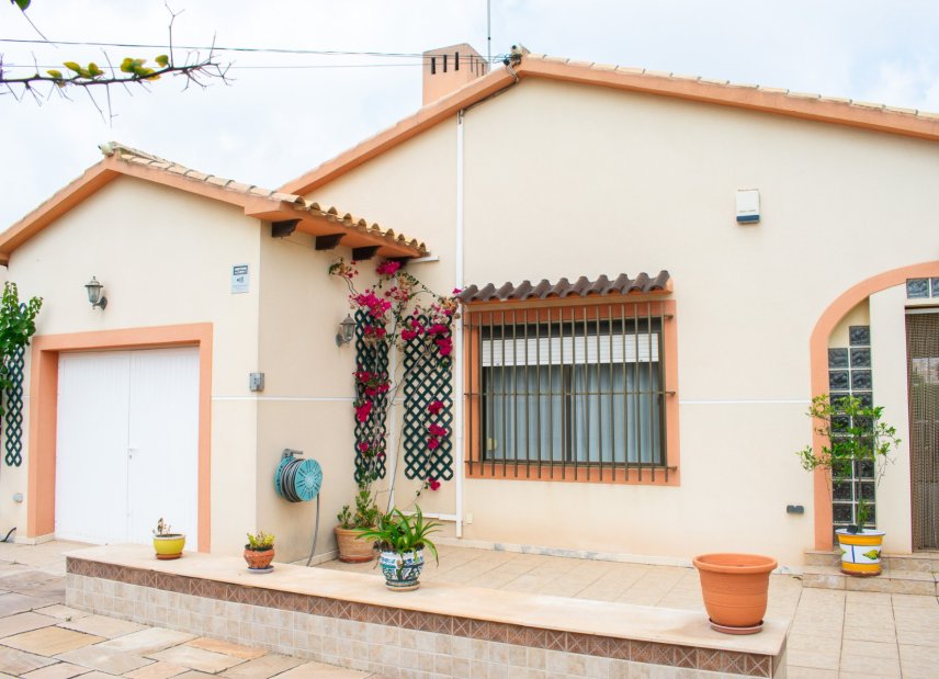 Gensalg - Villa -
Orihuela Costa - Cabo Roig