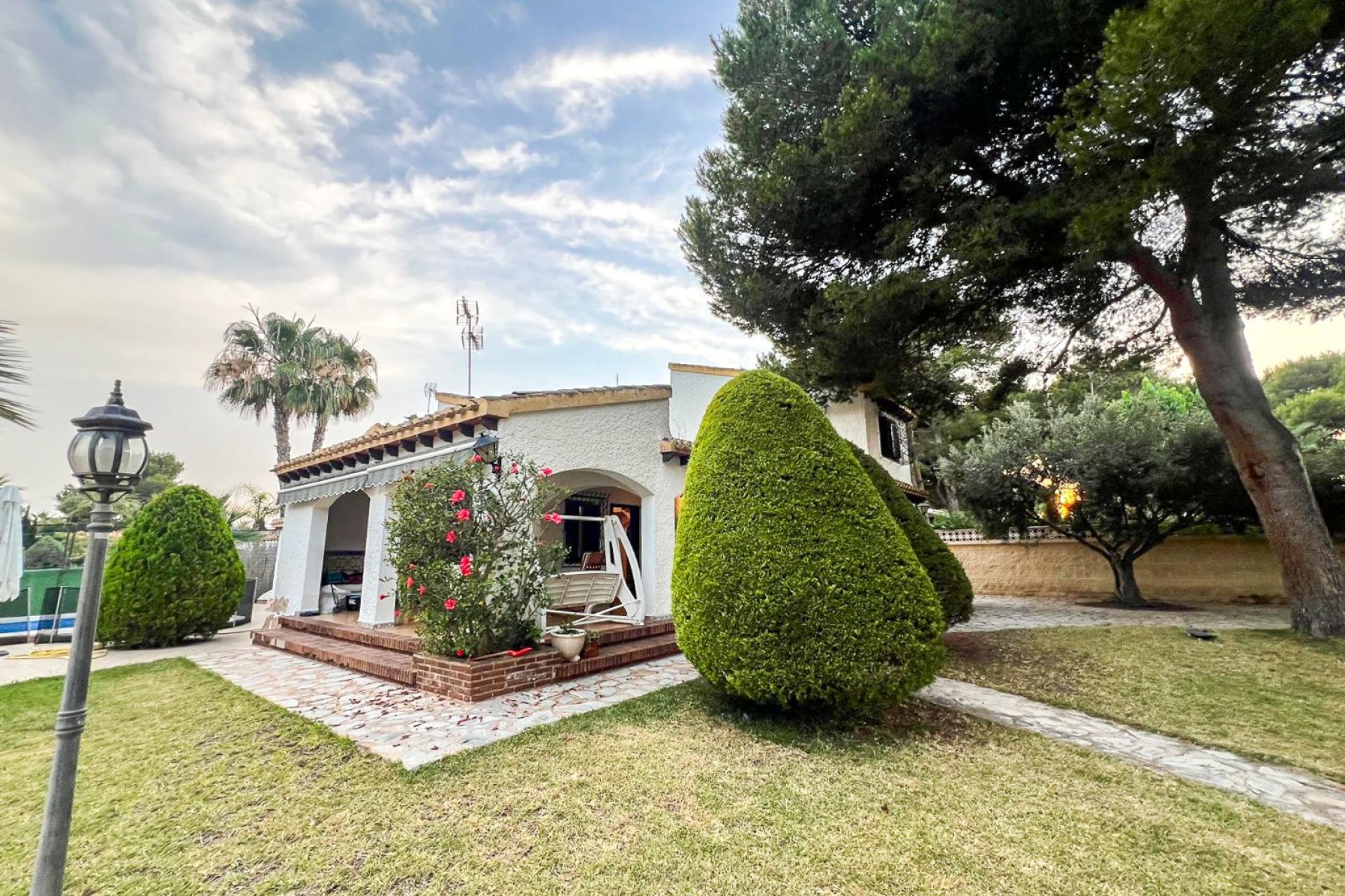 Gensalg - Villa -
Orihuela Costa - Punta Prima