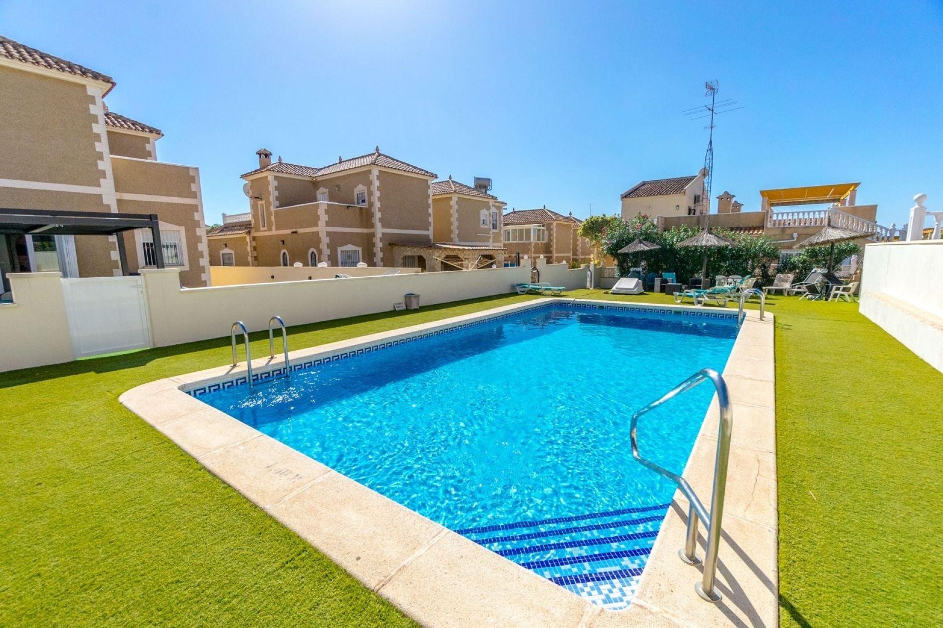 Gensalg - Villa -
Orihuela Costa - Villamartín