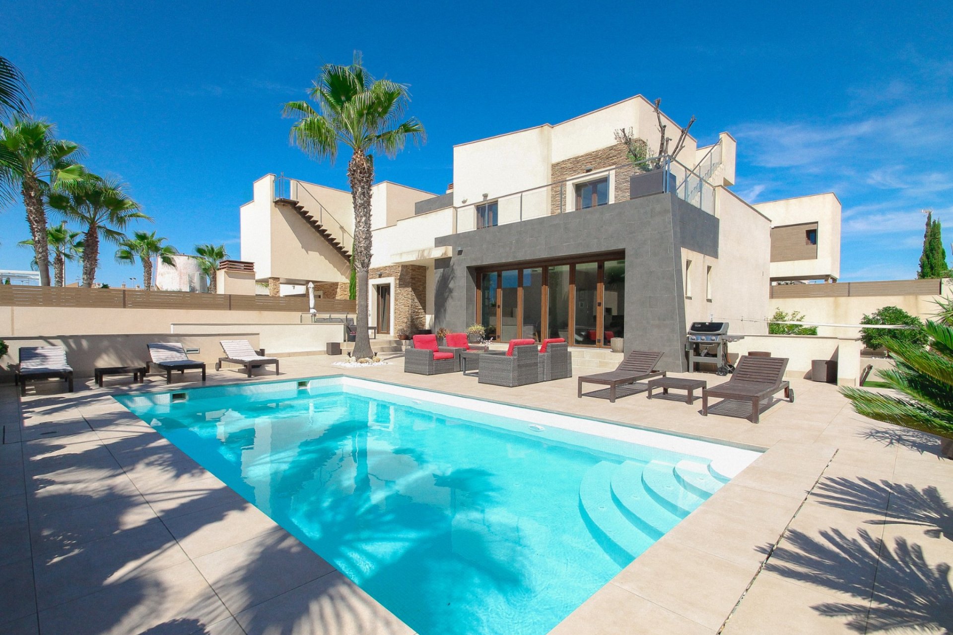 Gensalg - Villa -
Torrevieja - Aguas Nuevas