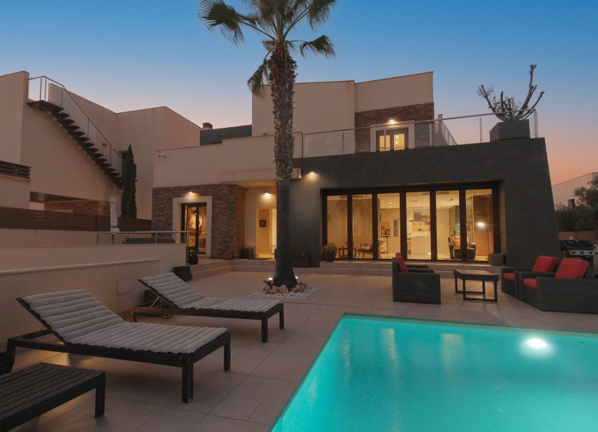 Gensalg - Villa -
Torrevieja - Aguas Nuevas