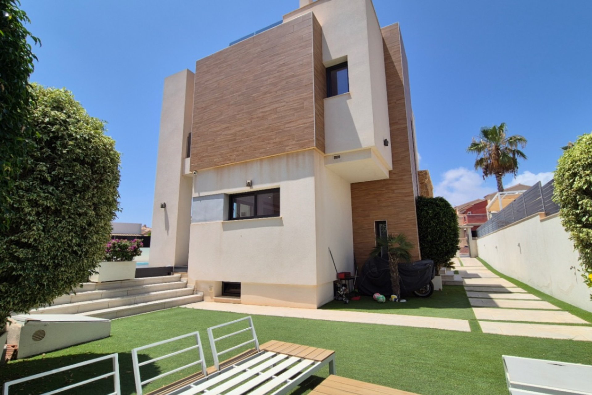 Gensalg - Villa -
Torrevieja - Costa Blanca