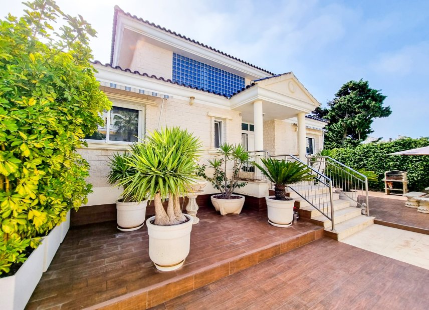Gensalg - Villa -
Torrevieja - La Mata