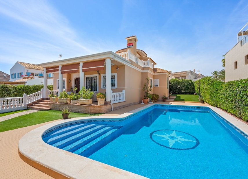 Gensalg - Villa -
Torrevieja - La Mata