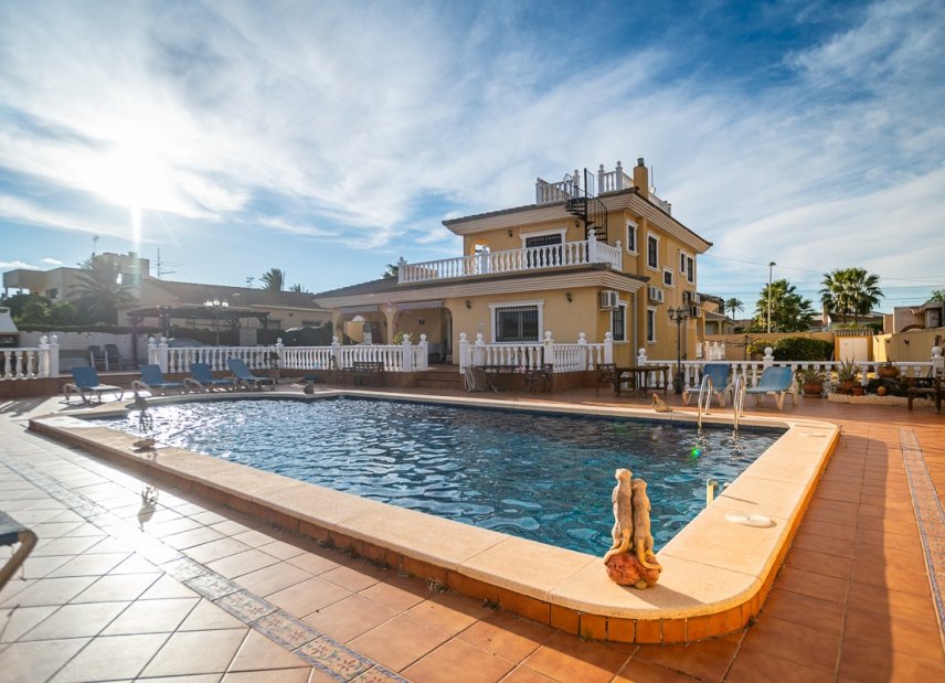 Gensalg - Villa -
Torrevieja - LOS BALCONES - LOS ALTOS